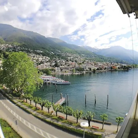Apartment Lake View Penthouse Apt 701 Air-conditioned Locarno