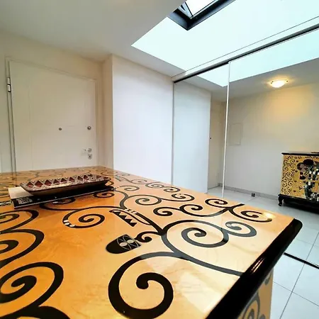 Lake View Penthouse Apt 701 Air-conditioned Apartment Locarno